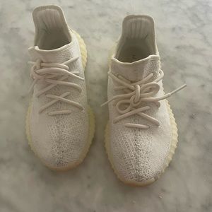 Adidas Yeezy/female size 8/male size 7/white/good condition
